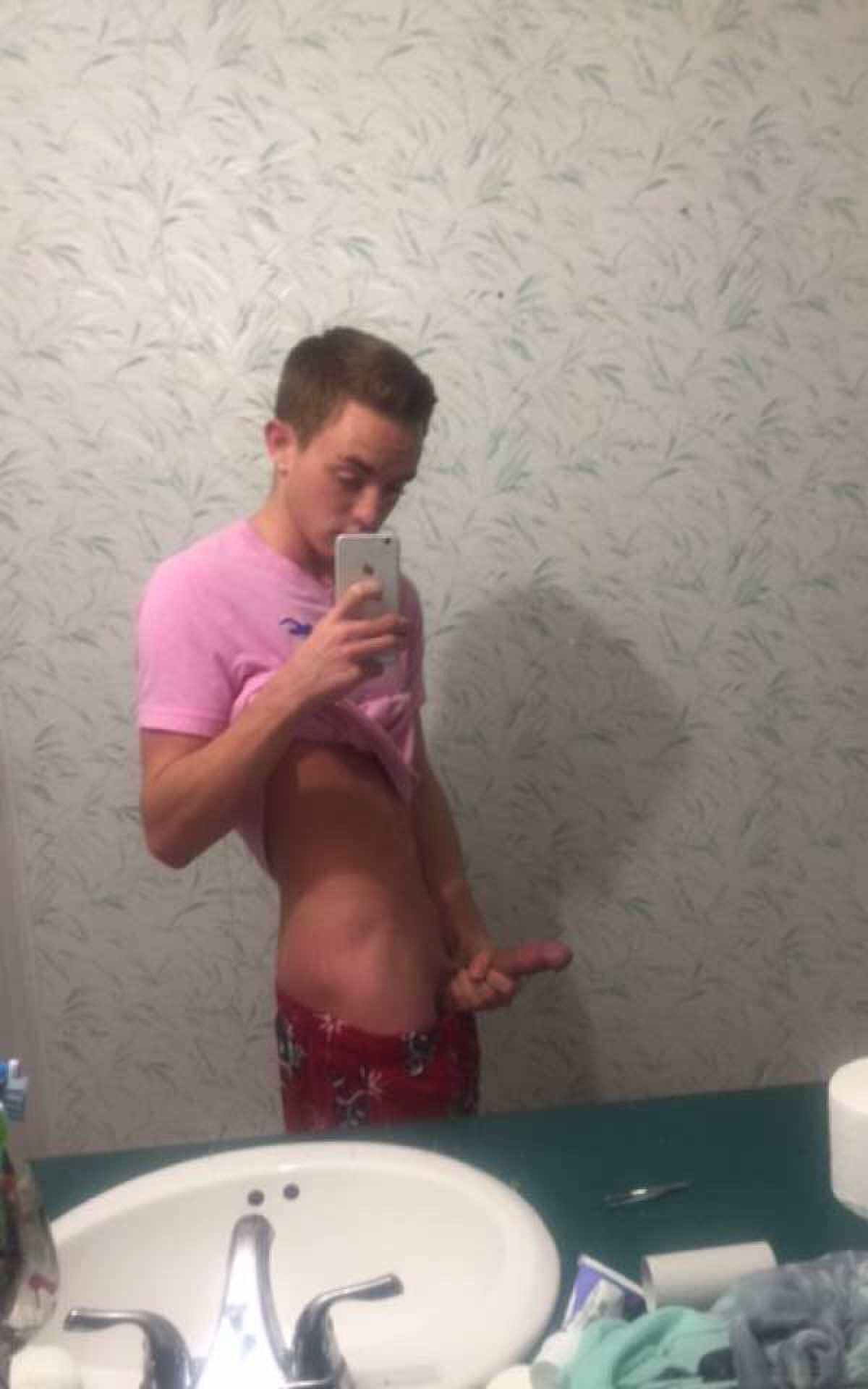 Teenboy Dick Selfies